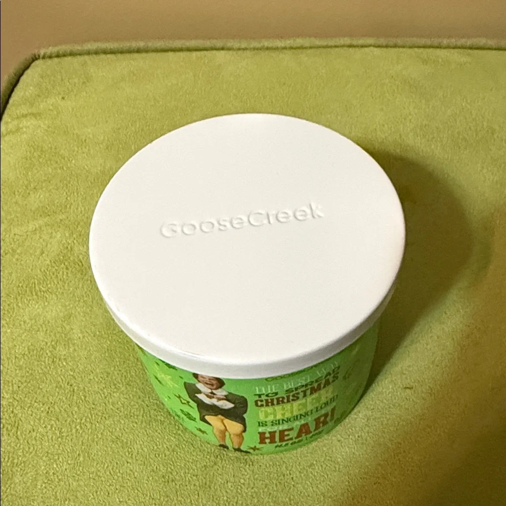 GooseCreek Elf Christmas Cheer Candle